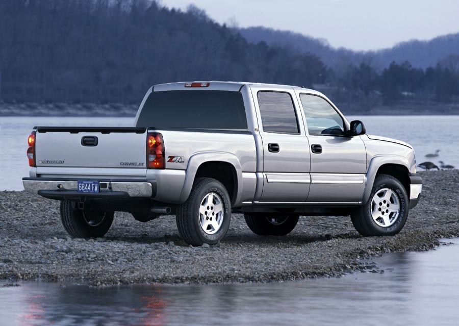  Chevrolet Silverado 2003 года  (фото 40 из 58)